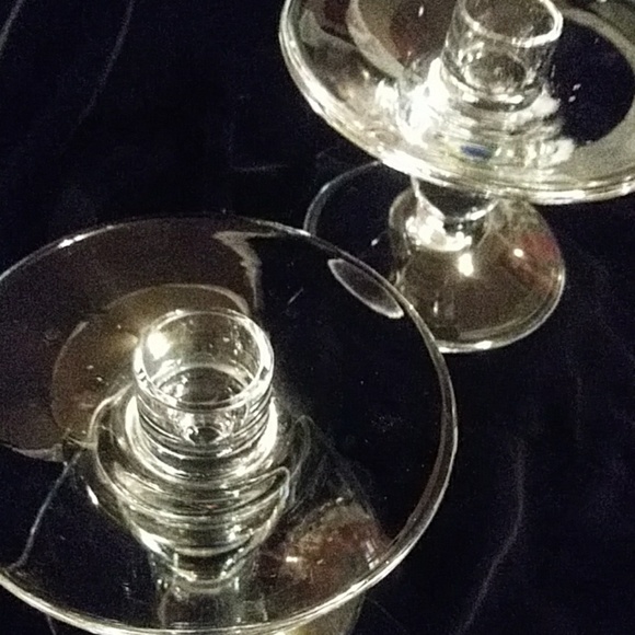 🌟Contemporary Glass Candlesticks - Picture 4 of 5